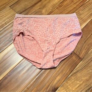 Women’s pink plus size secret treasures panties. Size 3x